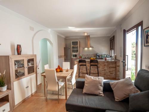 virtuve, Villa 70 by Villamya in El Gastor