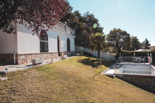 Kert, Casa Miraflores in Miraflores De La Sierra