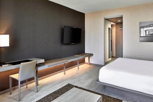 AC Hotel by Marriott Tuscaloosa Downtown - image 6