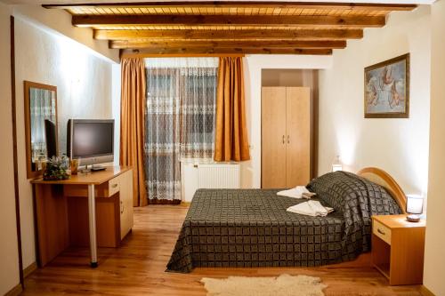 Double or Twin Room image 1