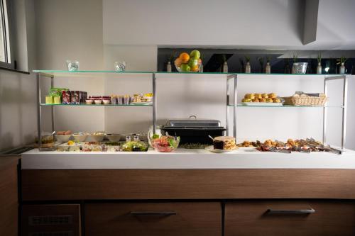 Hotel Srbija Garden Ex Garni - image 10