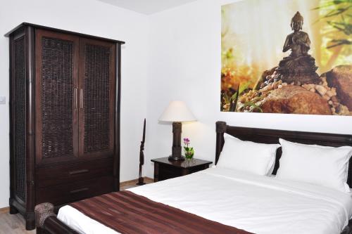 Lombardi Family Hotel - image 13