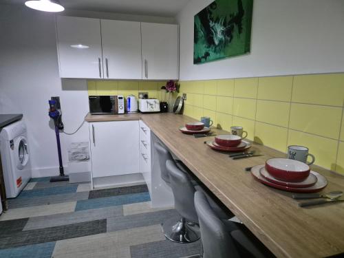 Konyha, The Hyde House - En Suite Rooms in Gee Cross