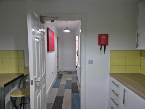 Konyha, The Hyde House - En Suite Rooms in Gee Cross