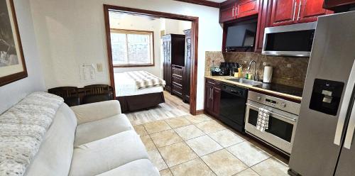 Ski-in-out, Canyons, Westgate, King, Breakfast, HT 5