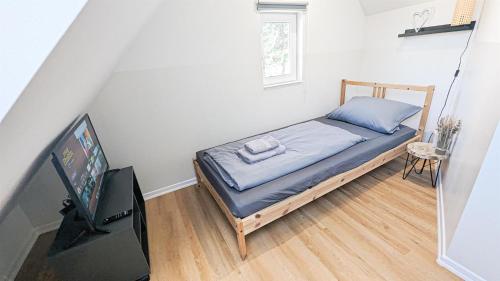 ALFA Stuttgart 3BR 5 Beds Netflix INET EBK Wasen Apartment nahe Daimler l Bathroom l Kitchen l WIFI & SmartTV l 3 Zimmer 5 Betten l Küche l Duschbad, Stuttgart (photo 4)