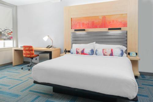 Aloft El Paso Downtown - image 12