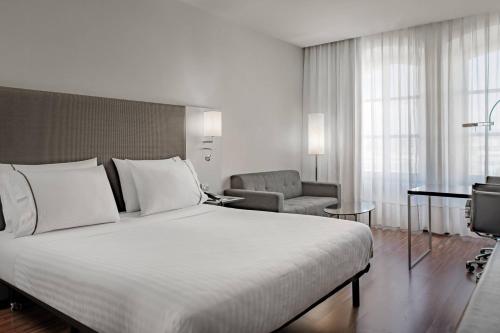 AC Hotel Torino by Marriott, Turyn (zdjęcie 4)