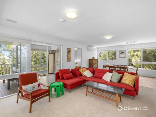 Four-Bedroom House room in Ventnor Vintage Retreat