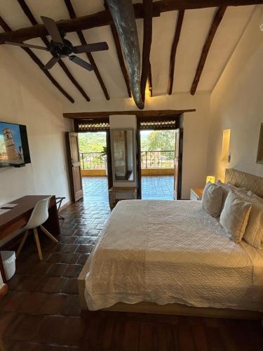 626152455 Santa Sofia Casa Boutique
