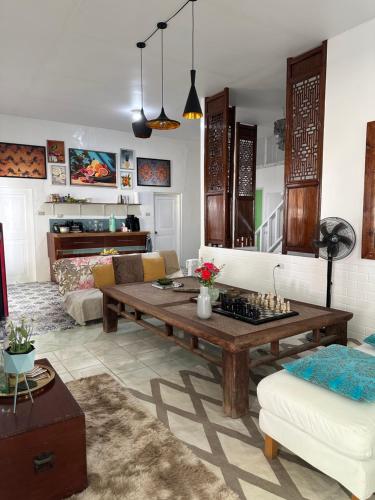 Tubod Mar Terraza 3 bedrooms and basement up to 18 pax in Jagna