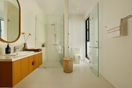 Villa with Private Pool image 3
