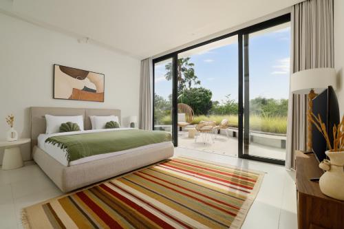 Three-Bedroom Villa image 2