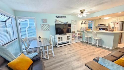 2BR/2BA Condo at Arcadian Dunes Building 10-238