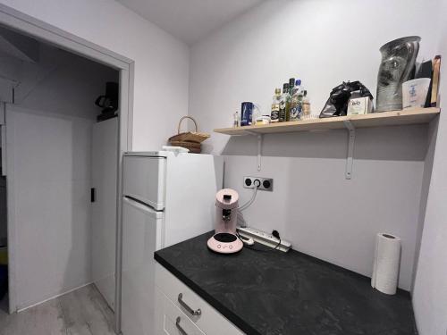 Apartment image 5