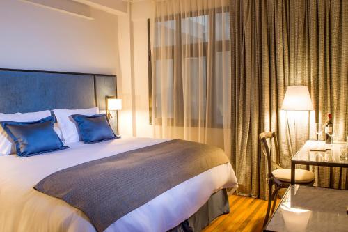 Hotel Luciano K Hotel Luciano K is perfectly located for both business and leisure guests in Santiago. Offering a variety of facilities and services, the property provides all you need for a good nights sleep. Servi