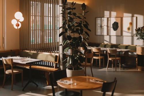 Restaurant, Landgasthof Riehen Hotel and Restaurant, Basel in Riehen