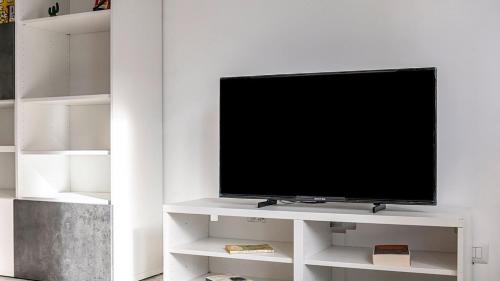 Lovely Collatina Apartment by Rentbeat, Rome (photo 8)