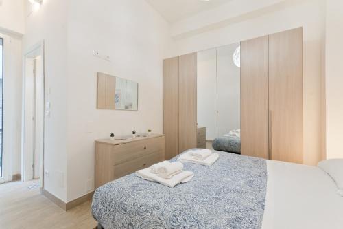 One-Bedroom Apartment image 8