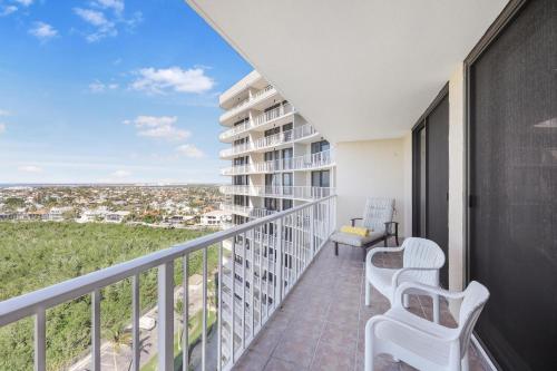 South Seas Tower 4-1510 - image 11