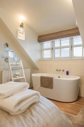 Unique Retreats in Littlebeck