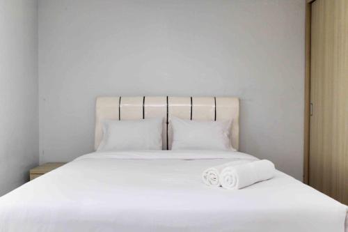 Cozy and Spacious Studio at The Enviro Apartment By Travelio, Cikarang