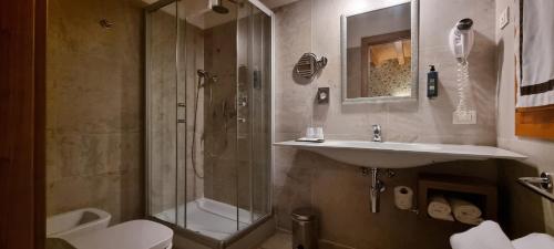 Double Comfort Room image 7