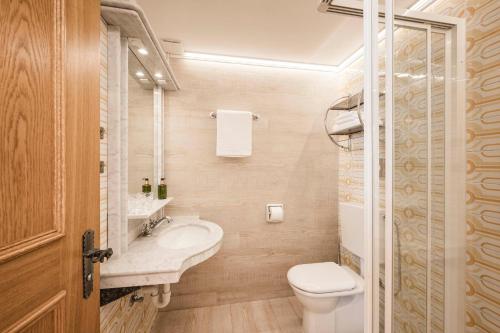 Hotel Cavallino D'Oro Bed&Breakfast - image 3