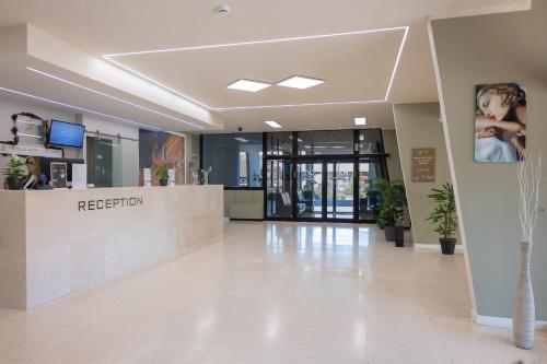 Fuajee, iH Hotels Bologna Gate 7 in Calderara di Reno