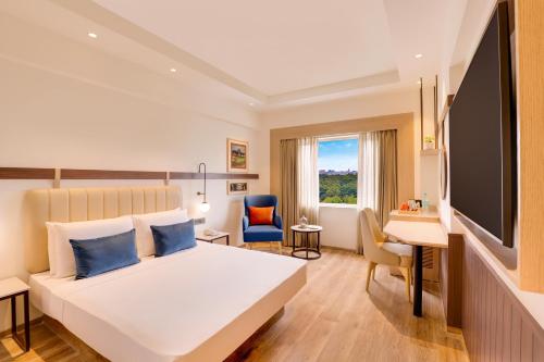 เลมอนทรีพรีเมียร์อัลซอเลคเบนกาลูรู (Lemon Tree Premier Ulsoor Lake - Bengaluru) in บังกาลอร์ ซิตี้ เซ็นเตอร์