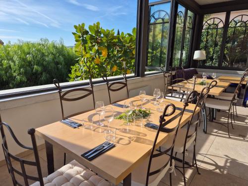 Hôtel La Petite Bohème - main image