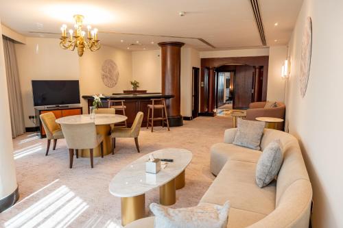 Majestic Cove Hotel - Formerly Le Méridien Fairway, Dubai (photo 2)