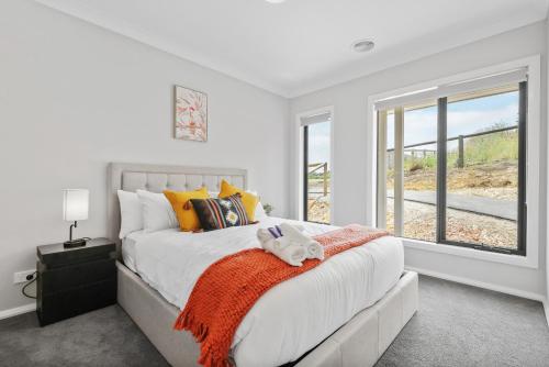 Golf Club Seaside Serenity by Ready Set Stay in San Remo