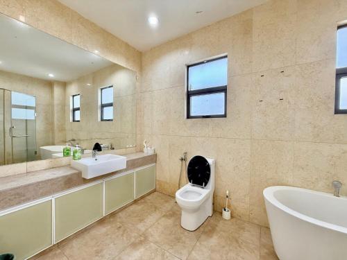 Villa with Pool, Karaoke, Snooker Villa with Pool, Karaoke, Snooker