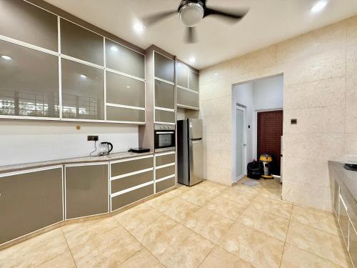 Villa with Pool, Karaoke, Snooker Villa with Pool, Karaoke, Snooker