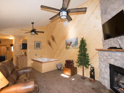 Lodge 10