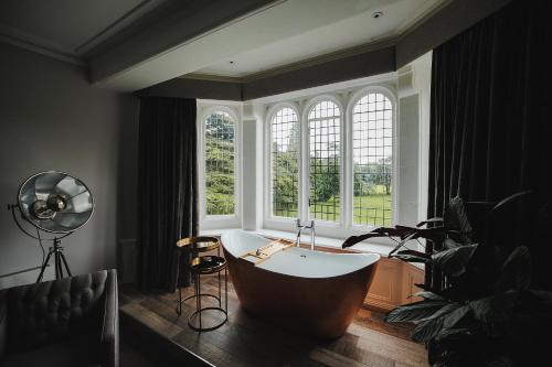 Caer Rhun Hall Hotel in คอนวี