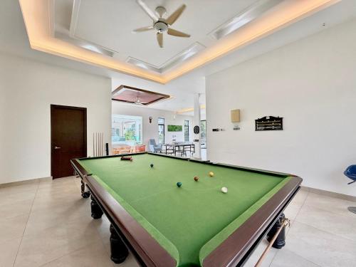 Villa with Pool, Karaoke, Snooker Villa with Pool, Karaoke, Snooker