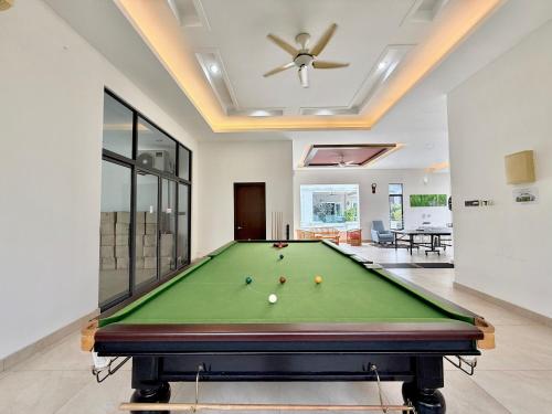 Villa with Pool, Karaoke, Snooker Villa with Pool, Karaoke, Snooker