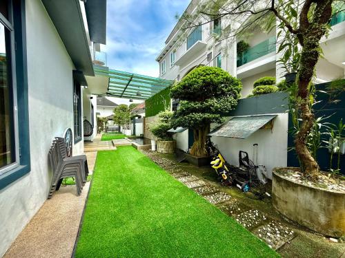 Villa with Pool, Karaoke, Snooker Villa with Pool, Karaoke, Snooker