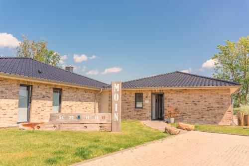 Hotellet från utsidan, Relax Bungalow Küstenperle (Relax Bungalow Kustenperle) in Klausdorf