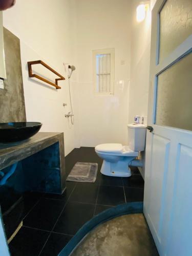 Two-Bedroom Apartment image 5