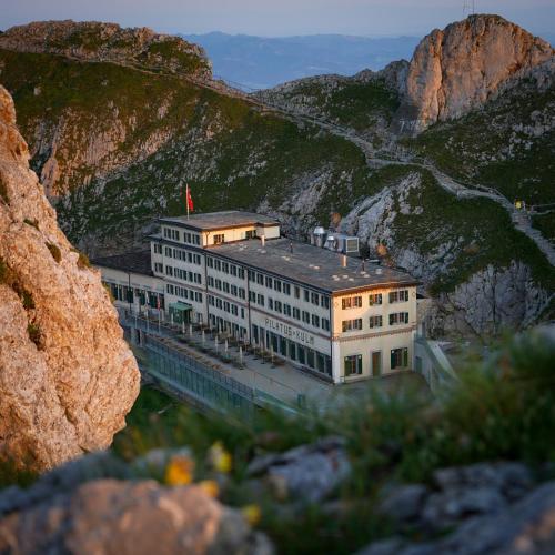 Hotel Pilatus-Kulm - image 2