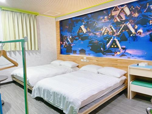 room detail thumbnail 1