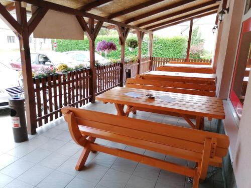 Balcony/terrace, Kettos Csarda Szallashely Bocfolde in Zalaegerszeg