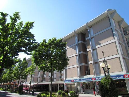 Condominio Aprilia