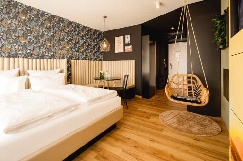 1 queen bed