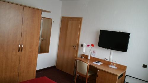 City Hotel Journal - image 7