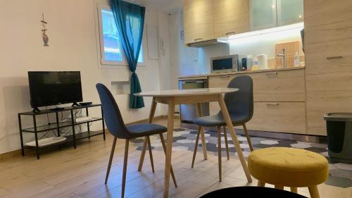 Apart Hotel Riviera Old town Promenade des Anglais Superbe 2pcs superior AC Istria1 - image 13