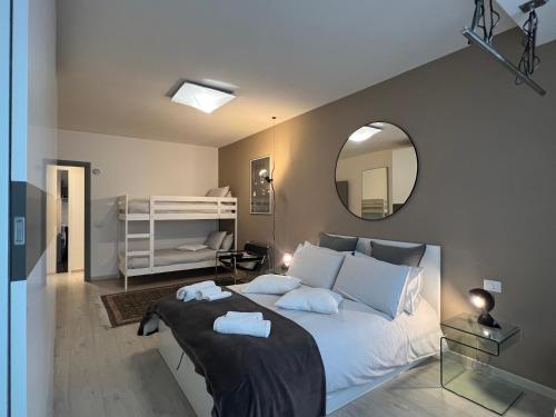 LOFT29 Design home near the Vatican, Рим (фото 8)